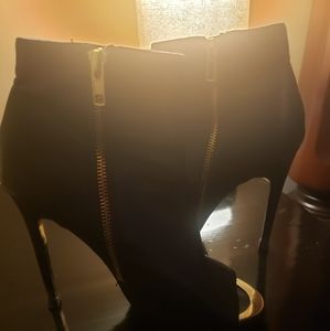 Steve Madden Leather Booties